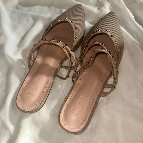 Shoes - Women's flat dress sandals